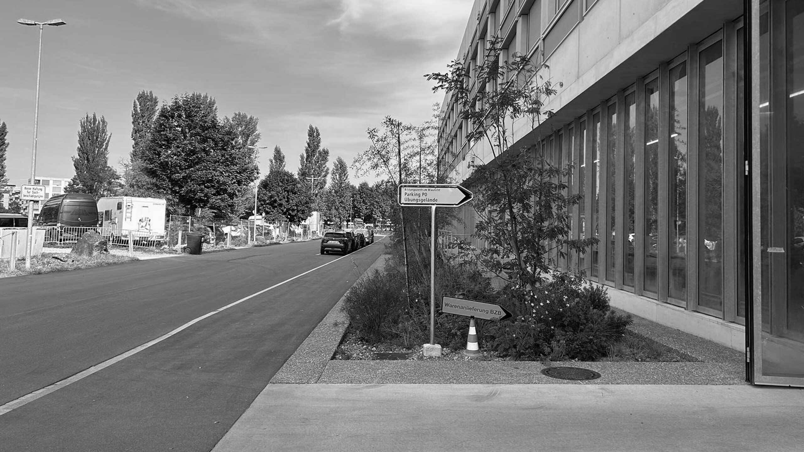 Mark it!_Strassenbeschilderung